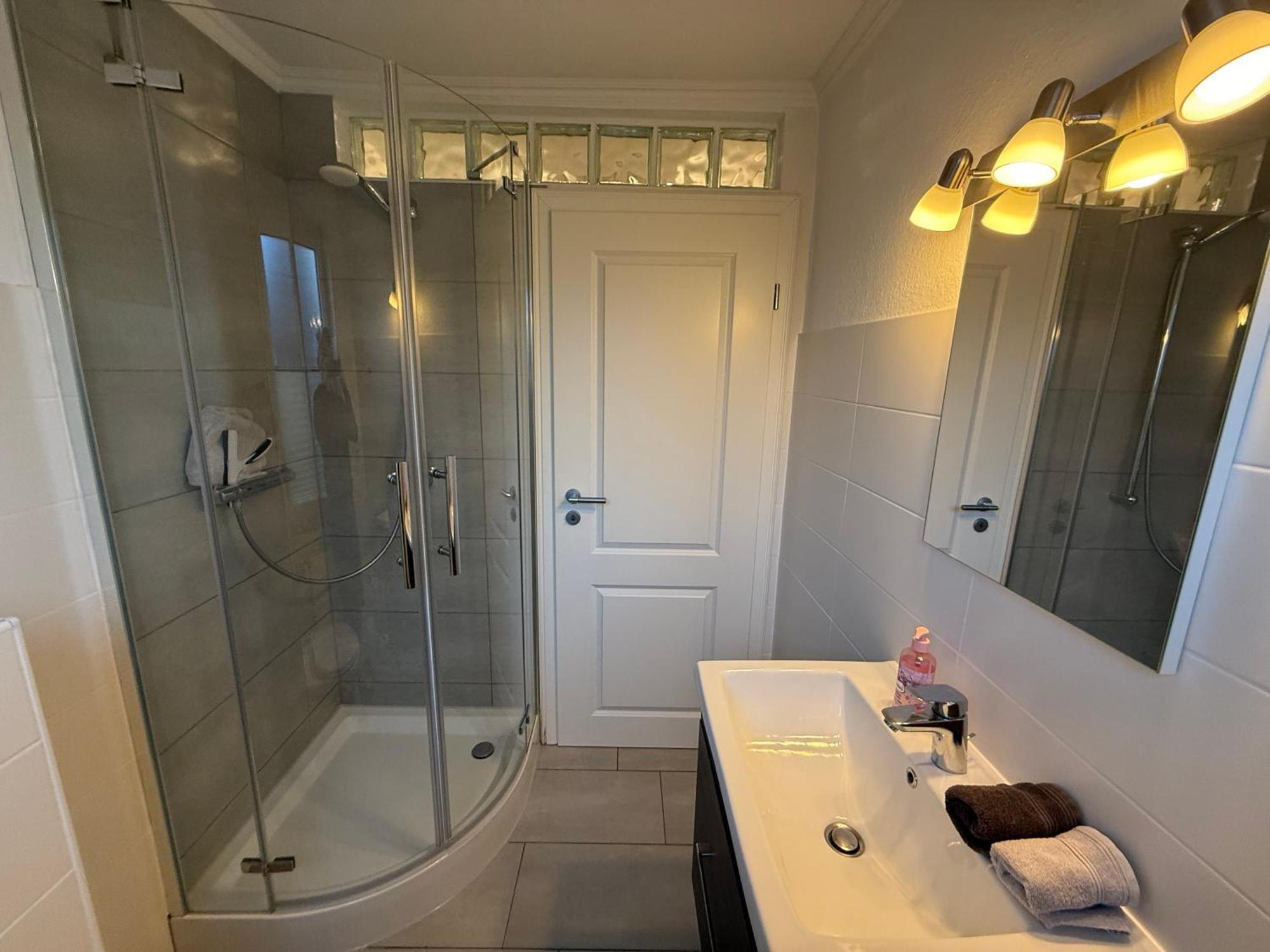 Ferienwohnung „Ole Karkenwech“ Husum-Roedemis Husum  Luaran gambar